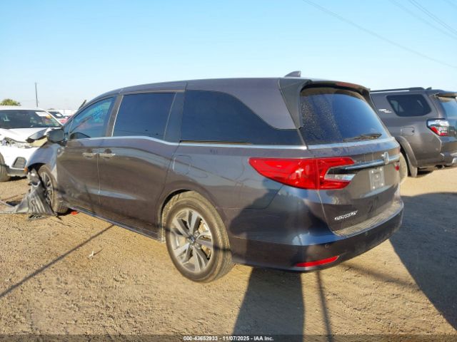 Honda Odyssey Touring Image 15