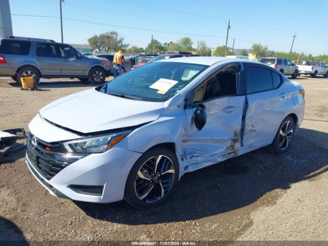 Nissan Versa 1.6 Sr Image 3