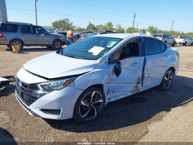 Nissan Versa 1.6 Sr Image 3