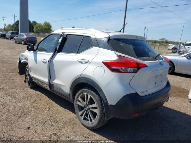 Nissan Kicks Sv Image 7