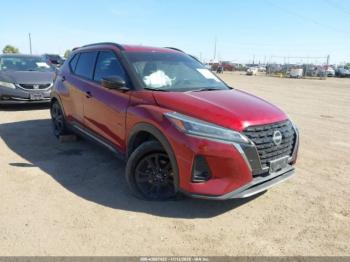  Salvage Nissan Kicks