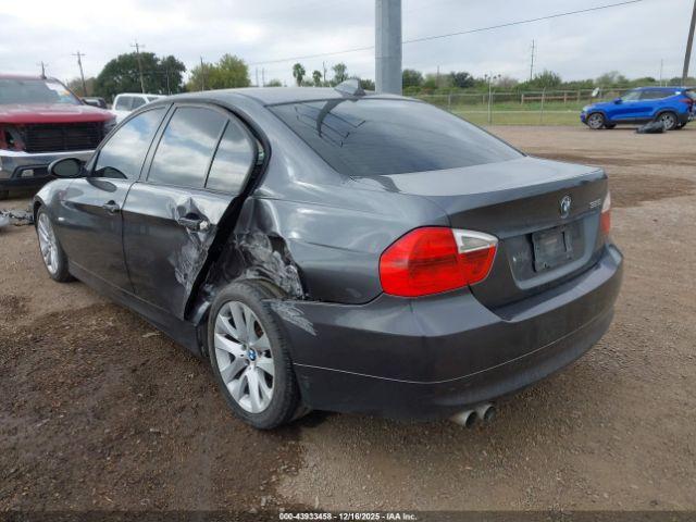 BMW 3 Series Image 8