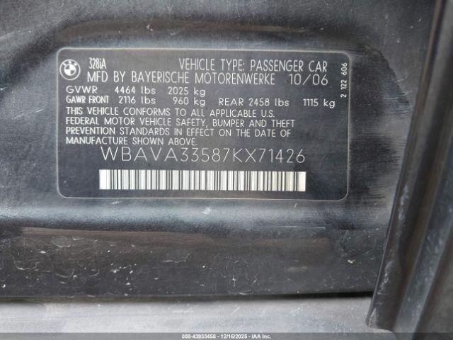 BMW 3 Series Image 3