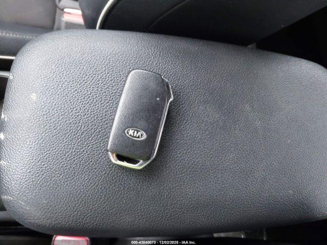 Kia Forte Gt-line Image 8