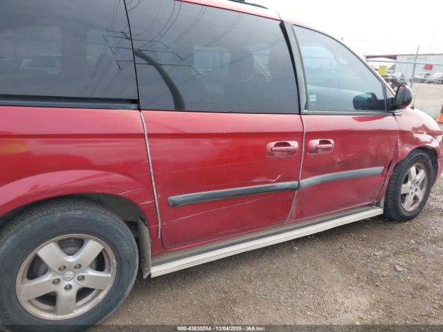 Dodge Caravan Sxt Image 7