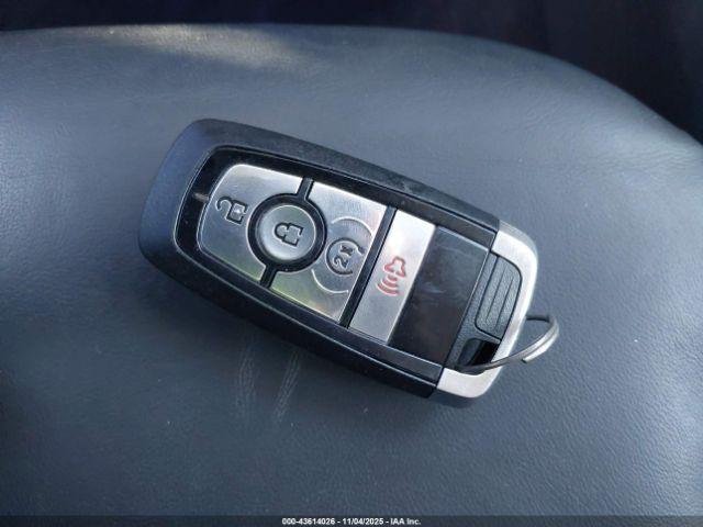 Ford Bronco Outer Banks Image 8