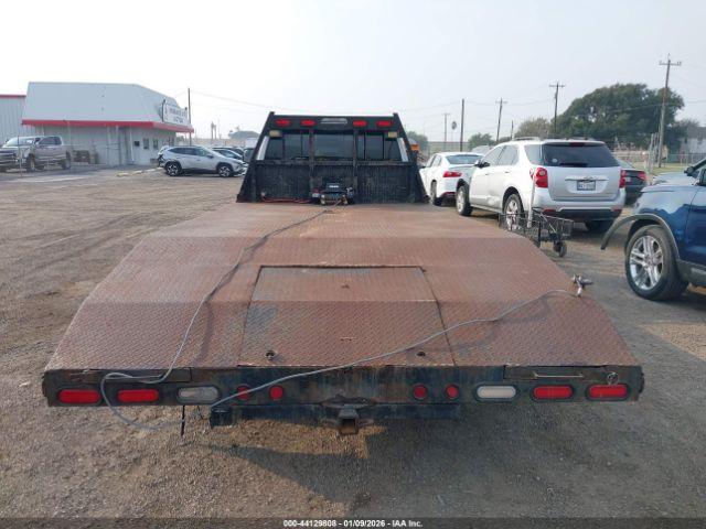 Dodge Ram 3500 St Image 15